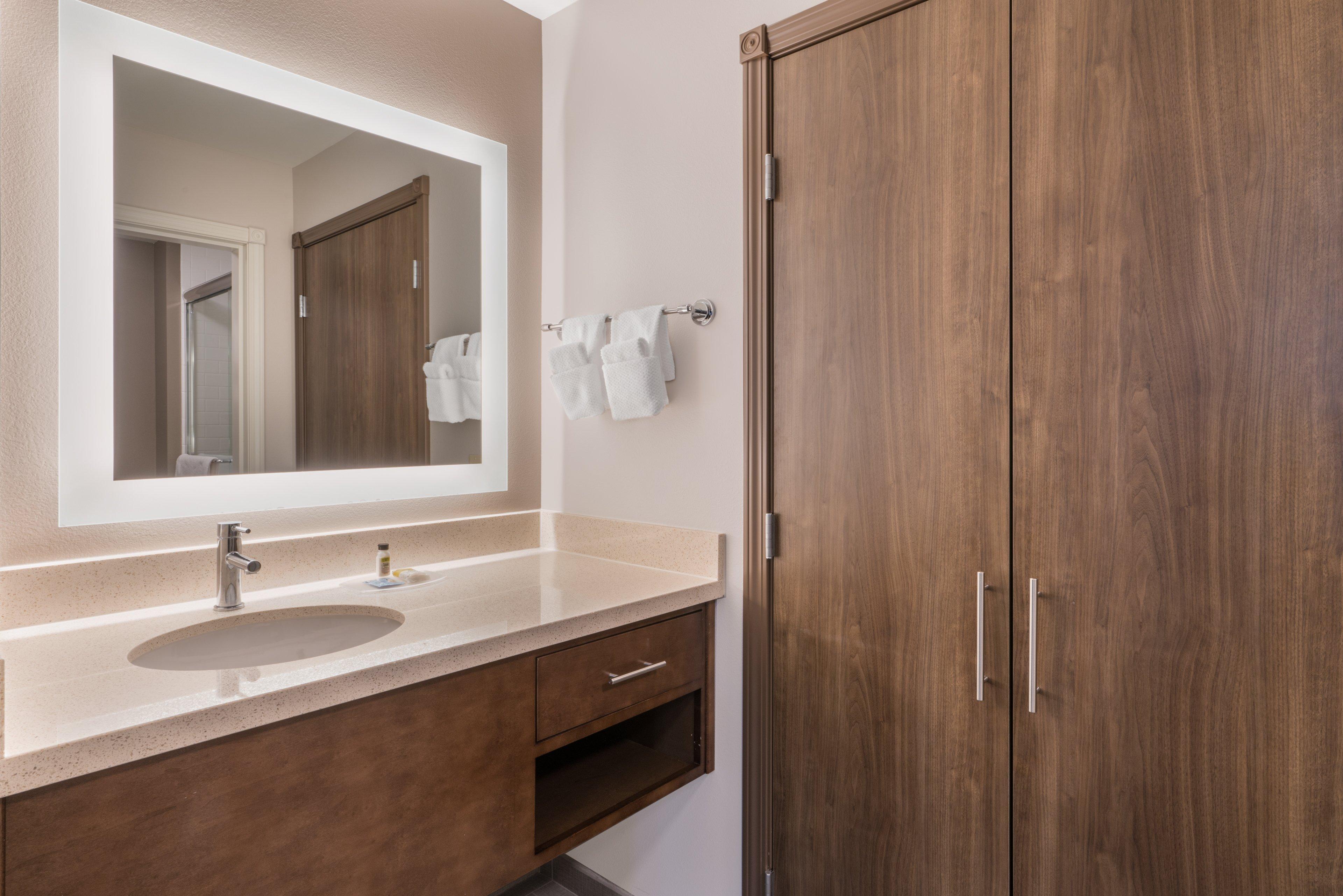 Staybridge Suites Anchorage By Ihg Ngoại thất bức ảnh